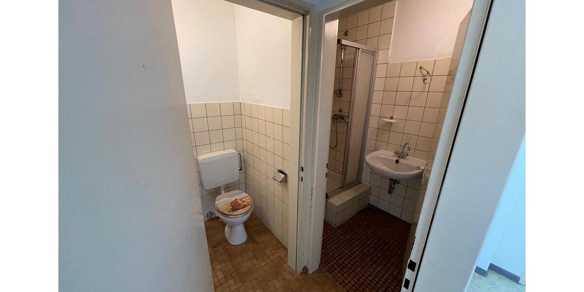 Dachgeschoßwohnung Mannheim - 2.5 Zimmer, 65 m&sup2;, 950&euro; | Angebot:25870592