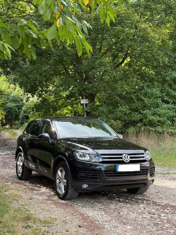VW Touareg 261.132 km 13.500 € Sondershausen 99706