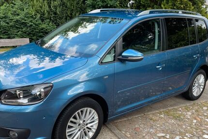 VW Touran 118.751 km 7.900 &euro; Schafstedt 25725