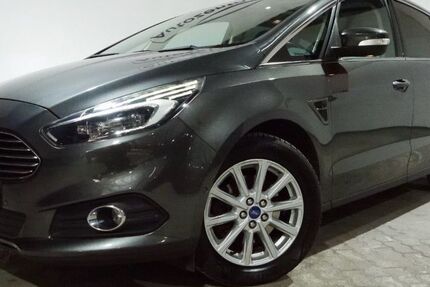 Ford S-Max 118.000 km 15.990 € Saarbrücken 66126
