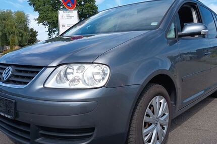 VW Touran 156.800 km 4.400 &euro; Lahr-Langenwinkel 77933
