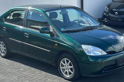 Toyota Prius 101.230 km 3.999 € Werl 59457