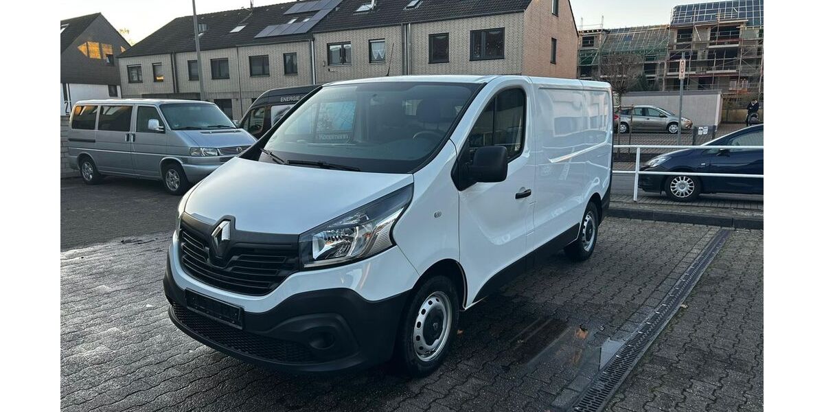 Renault Trafic 125.000 km 9.750 € Oberhausen 46117