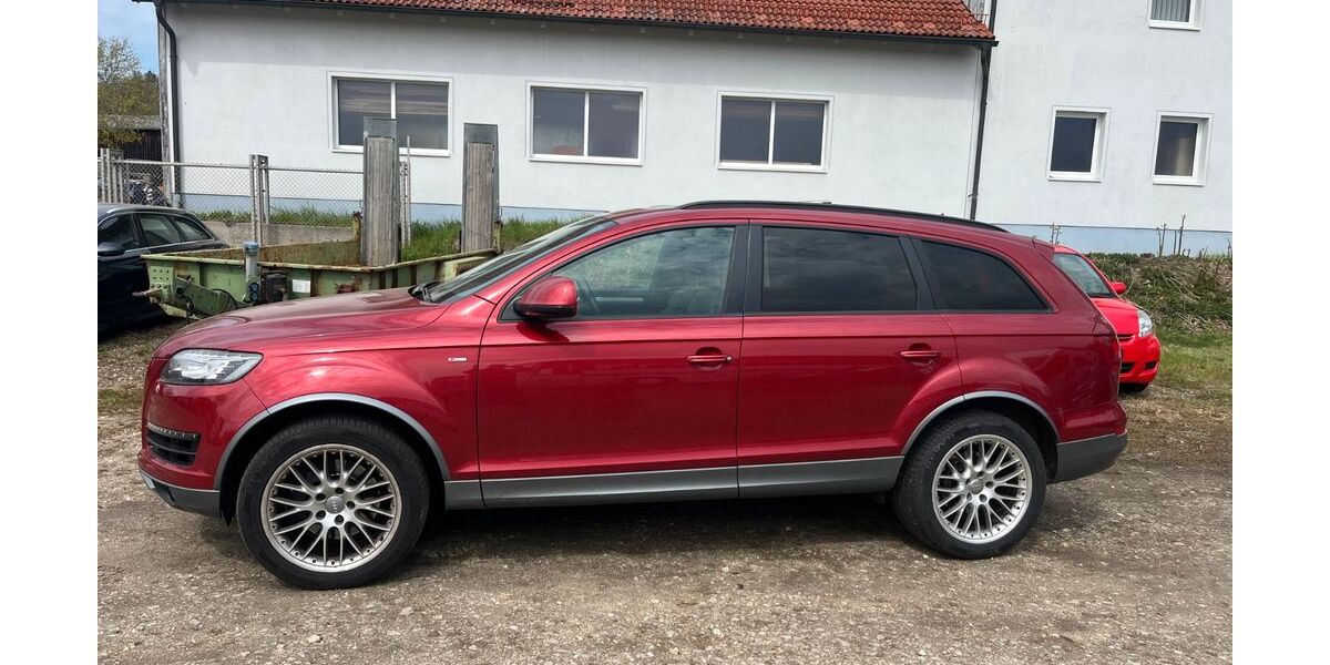 Audi Q7 236.800 km 12.599 &euro; Wunsiedel 95632