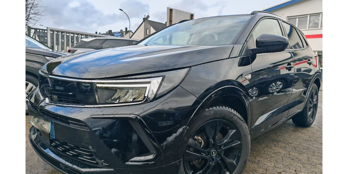 Opel Grandland (X) 105.825 km 15.470 &euro; Wölfersheim 61200