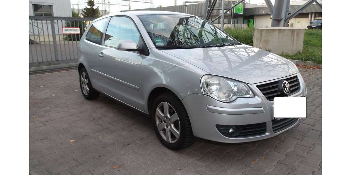 VW Polo 85.000 km 6.890 &euro; Siegburg 53721
