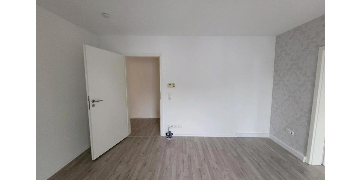 Dachgeschoßwohnung Kaiserslautern Betzenberg - 3 Zimmer, 74 m&sup2;, 800&euro; | Angebot:25145639