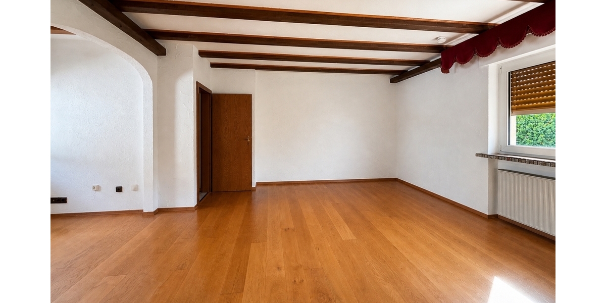 Mehrfamilienhaus mit Ladeneinheit und Entwicklungspotenzial auf großzügigem Grundstück in Frankfurt-Nieder Eschbach - Mehrfamilienhaus, Wohnhaus Frankfurt am Main Bonames | Angebot:26475933
