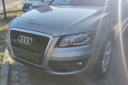 Audi Q5 147.700 km 15.999 &euro; Laußig/ OT Durchwehna 04849