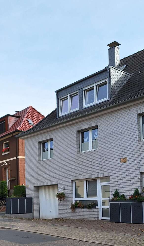 Haus zum Kaufen in Essen 365.000 € 138 m²
