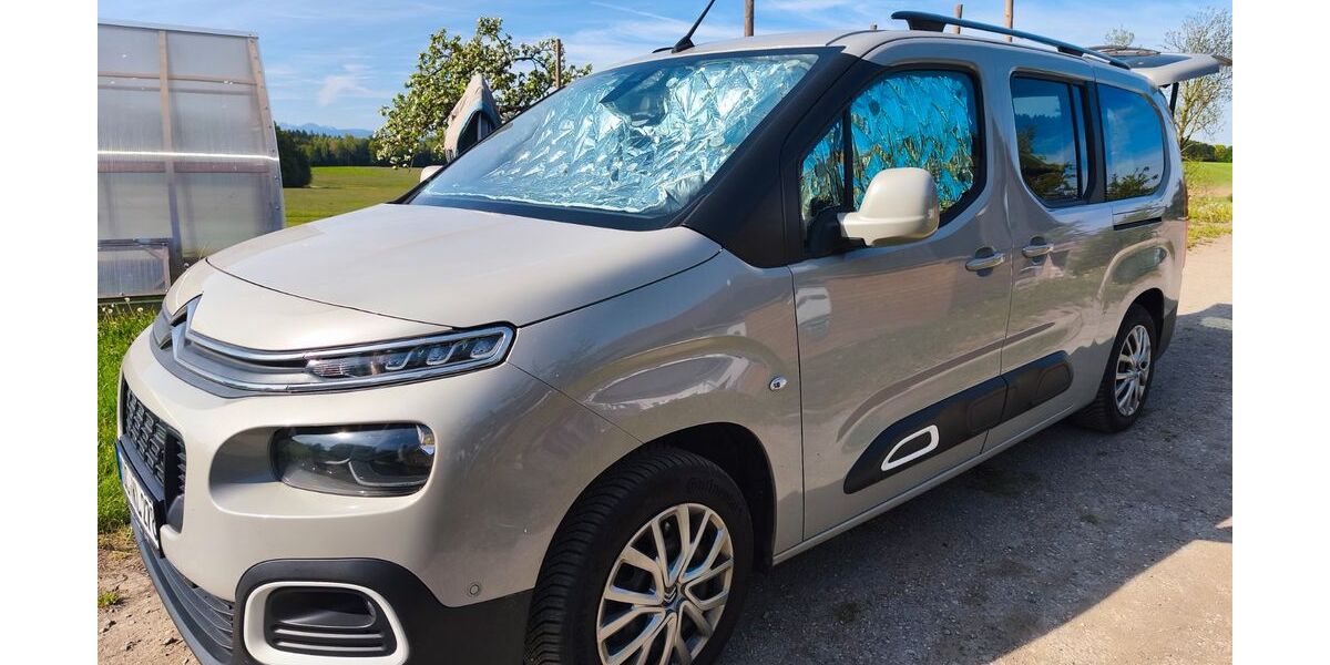 Citroen Berlingo 74.440 km 22.999 &euro; München 81927