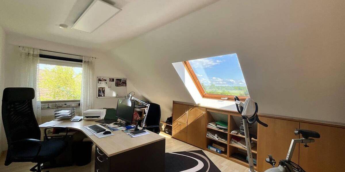 Einfamilienhaus Isernhagen Kirchhorst - 5 Zimmer, 196 m&sup2;, 678.000&euro; | Angebot:26841559