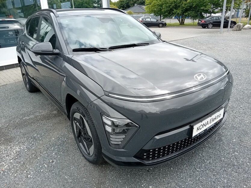 Hyundai KONA 1.531 km 36.990 € Kronshagen 24119