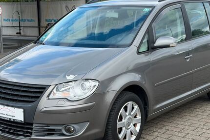 VW Touran 191.000 km 2.990 &euro; Hamm 59067