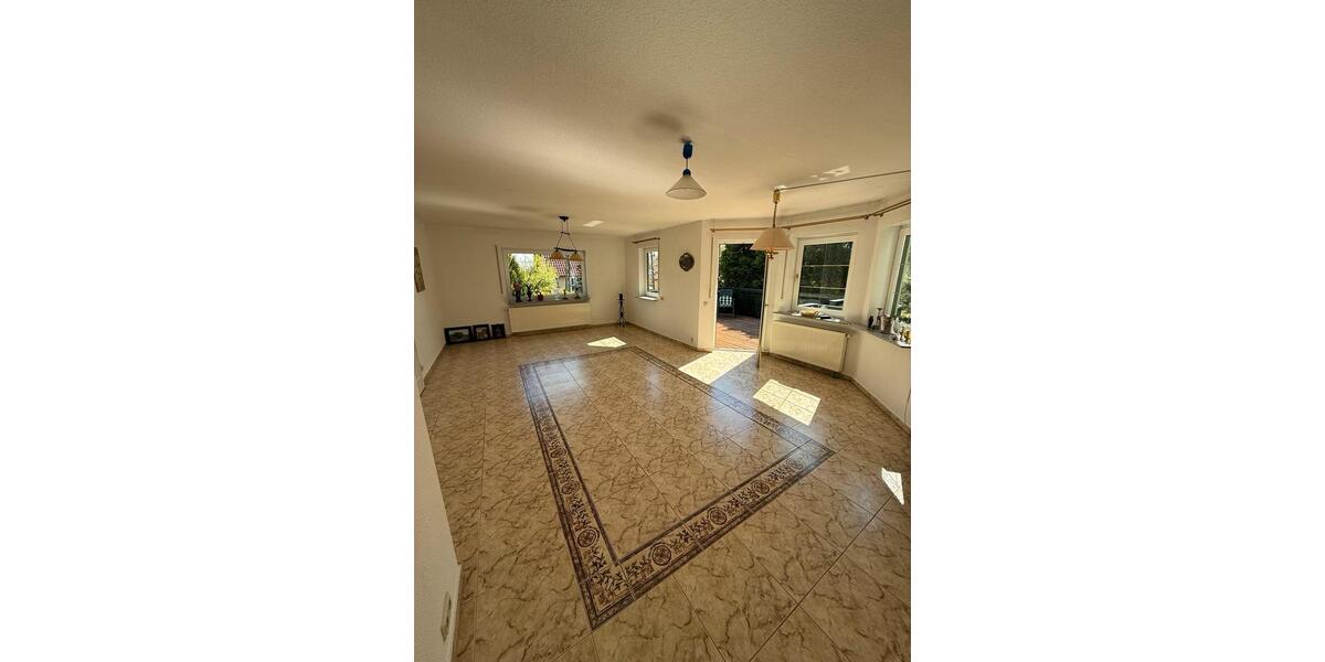 Haus im Grünen: EFH mit kleiner ELW und großem Garten 3 zimmer