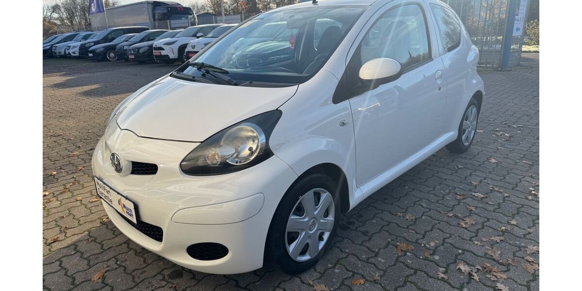 Toyota Aygo (X) 171.200 km 2.750 &euro; Bornheim 76879