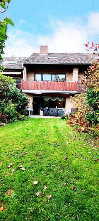 Charmantes Reihenmittelhaus in begehrter Lage von Oldenburg (Bümmerstede) 5 zimmer