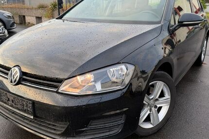 VW Golf 148.000 km 8.990 &euro; Flörsheim 65439