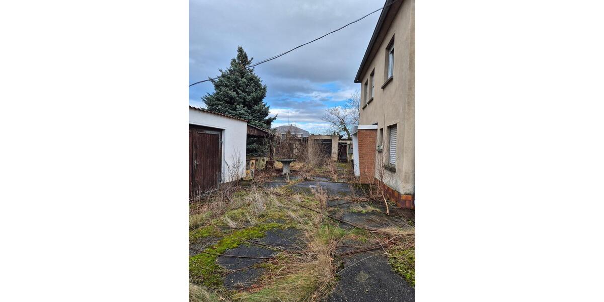 Einfamilienhaus Calbe (Saale) - 8 Zimmer, 163 m&sup2;, 70.000&euro; | Angebot:25223232