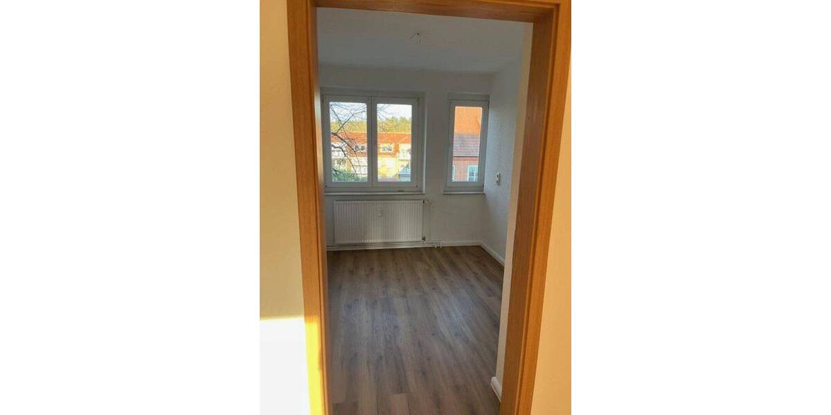 Etagenwohnung Neubrandenburg Katharinenviertel - 3 Zimmer, 53 m&sup2;, 95.000&euro; | Angebot:26824068