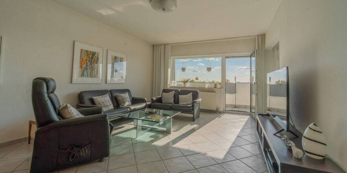 Etagenwohnung Karlsruhe Neureut - 4 Zimmer, 120 m&sup2;, 420.000&euro; | Angebot:26053464