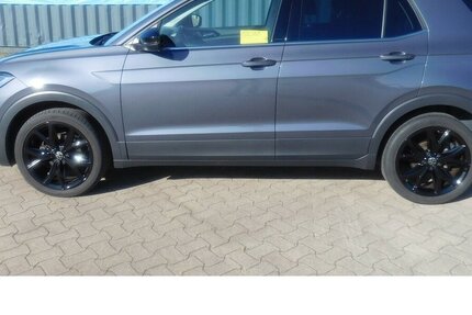 VW T-Cross 1.0 Life DSG BMT TSI Klima Navi 27.700 km 19.990 &euro; Vordorf 38533
