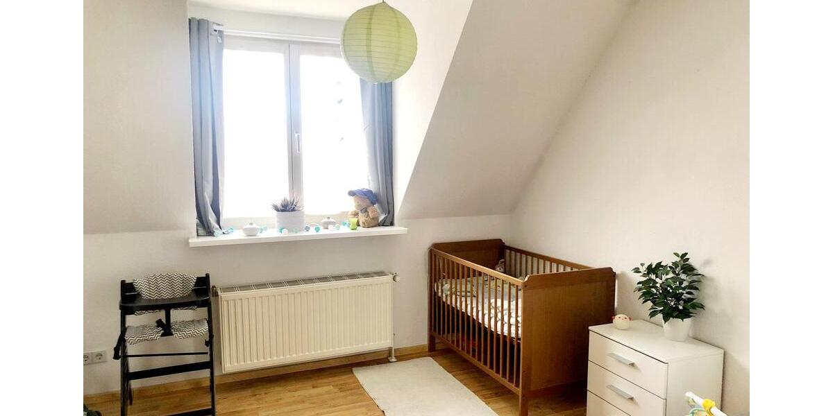 Dachgeschoßwohnung Sangerhausen - 4 Zimmer, 85 m&sup2;, 460&euro; | Angebot:26349749