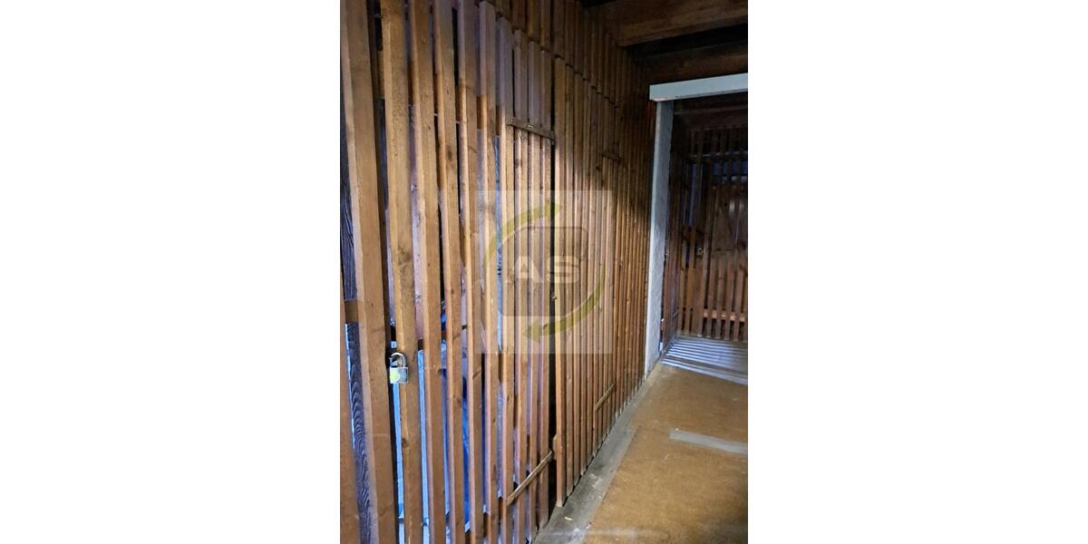 Dachgeschoßwohnung Zwickau Auerbach - 1 Zimmer, 23 m&sup2;, 199&euro; | Angebot:24953434