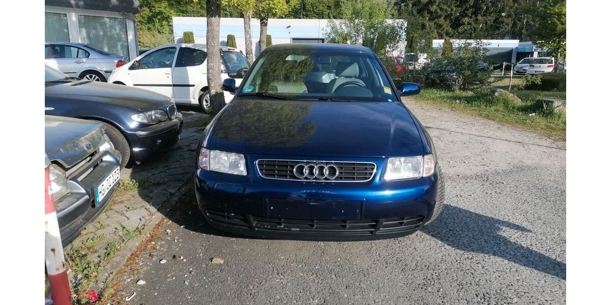 Audi A3 98.000 km 3.000 &euro; friedrichsdorf 61381