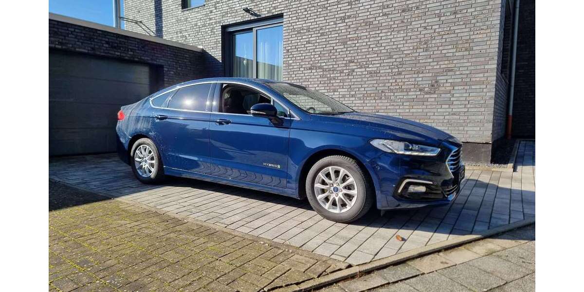 Ford Mondeo 81.671 km 15.990 &euro; Grevenbroich 41517