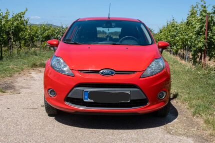 Ford Fiesta 215.000 km 2.100 &euro; Edenkoben 67480
