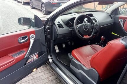 Renault Megane 198.000 km 2.900 &euro; Dresden 01108