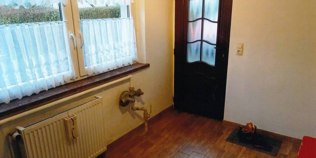 Etagenwohnung Grabfeld Jüchsen - 1 Zimmer, 237 m&sup2;, 48.000&euro; | Angebot:25668273