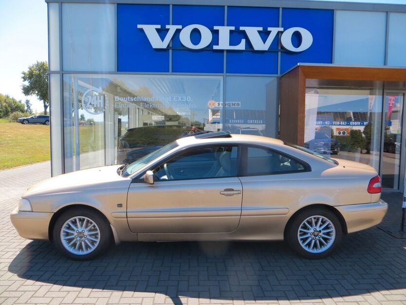 Volvo C70 162.710 km 5.490 € Northeim 37154