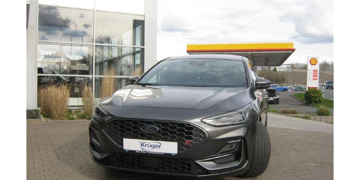 Ford Focus 41.000 km 29.850 &euro; Erndtebrück 57339