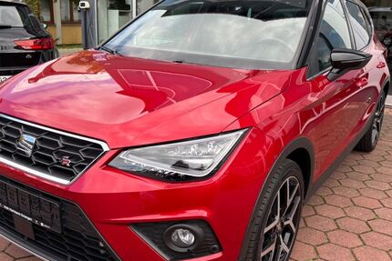 Seat Arona 56.776 km 18.890 € Erlangen 91056