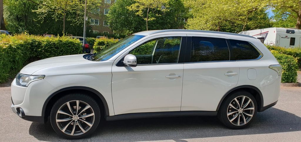 Mitsubishi Outlander 186.000 km 10.700 € Kiel 24109
