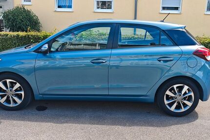 Hyundai i20 146.748 km 5.200 &euro; Ravensburg 88213