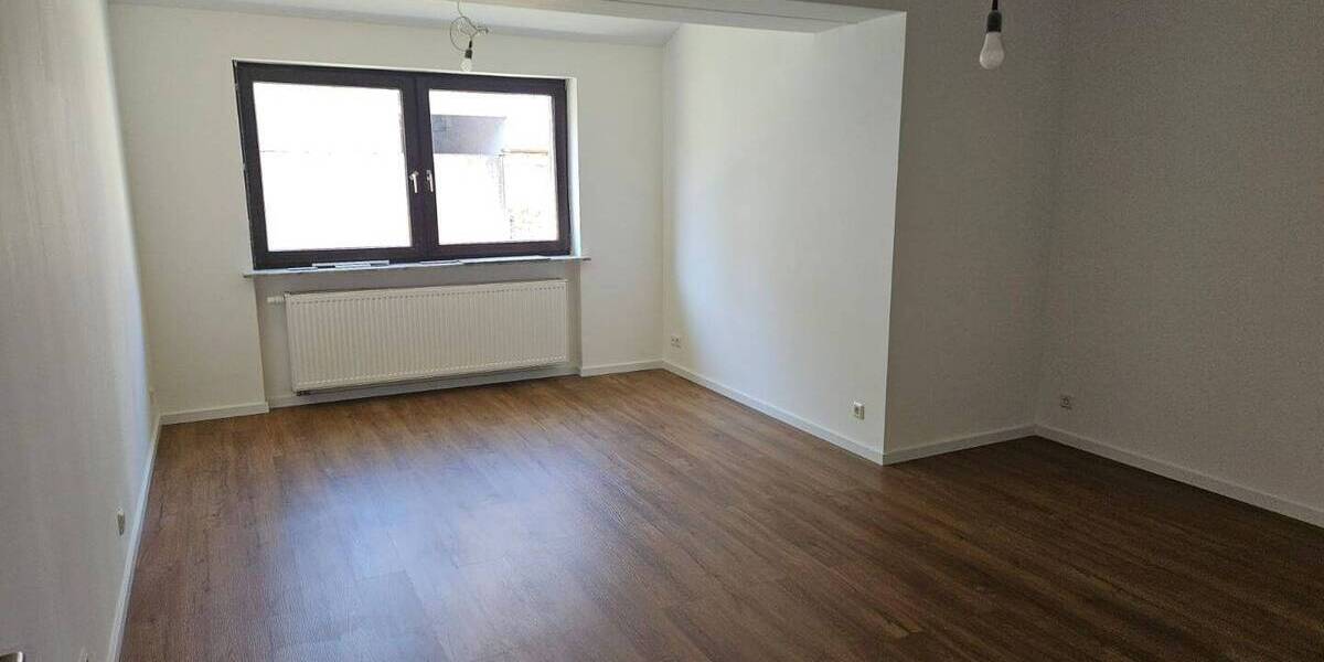 Etagenwohnung Ottweiler - 2 Zimmer, 84 m&sup2;, 620&euro; | Angebot:26438706