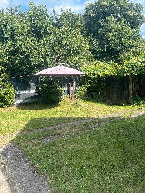 Haus mieten mit Garten 4 Personen bevorzugt!!&&&&