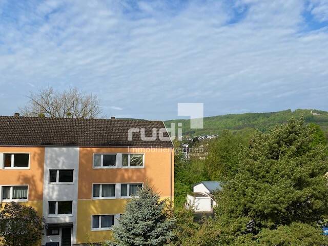 - Exklusive, schöne und modernisierte Wohnung im Kurort nahe Stadtpark, Bahnhof, Gräflichem Park - 3 zimmer