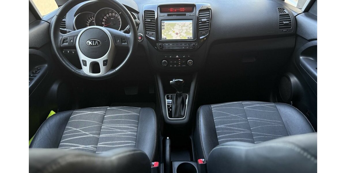 Kia Venga 1.6 CVVT Dream Team KAMERA/NAVI/KEYLESS 38.810 km 14.900 &euro; Villingen-Schwenningen 78054