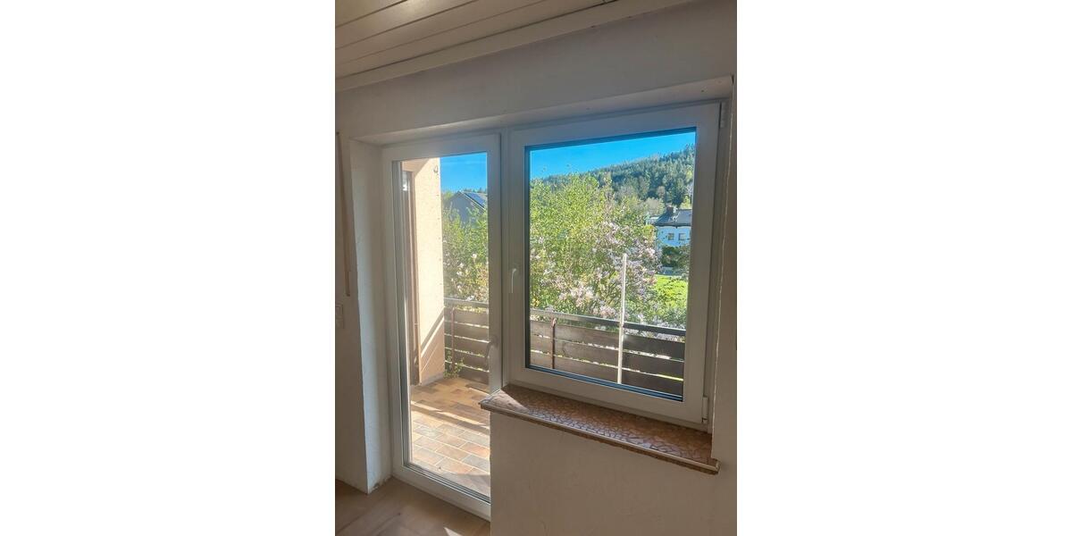 Maisonettenwohnung Weidenberg - 3 Zimmer, 120 m&sup2;, 1.200&euro; | Angebot:26403631