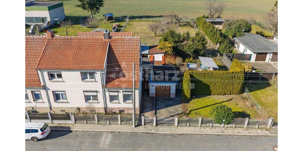 Doppelhaushälfte Ballenstedt - 3 Zimmer, 95 m&sup2;, 60.000&euro; | Angebot:25676682