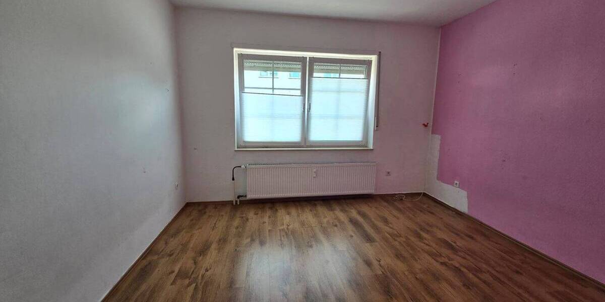 Mehrfamilienhaus, Wohnhaus Bünde Ennigloh - 7 Zimmer, 182 m&sup2;, 255.000&euro; | Angebot:26820674