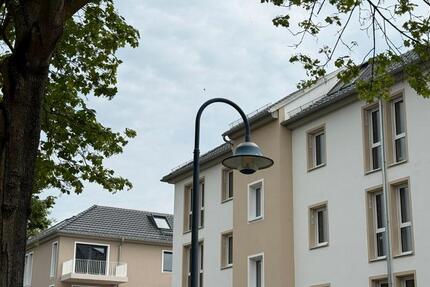Wohnung Dresden Klotzsche - 4 Zimmer, 100 m&sup2;, 1.750&euro; | Angebot:26477172