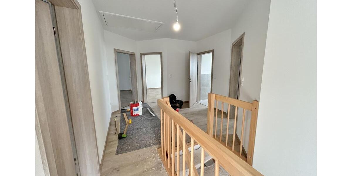 Einfamilienhaus Stuhr - 6 Zimmer, 205 m&sup2;, 2.100&euro; | Angebot:25477673