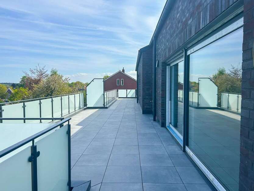 Wohnung zum Kaufen in Varel Obenstrohe 480.000 € 125.69 m²