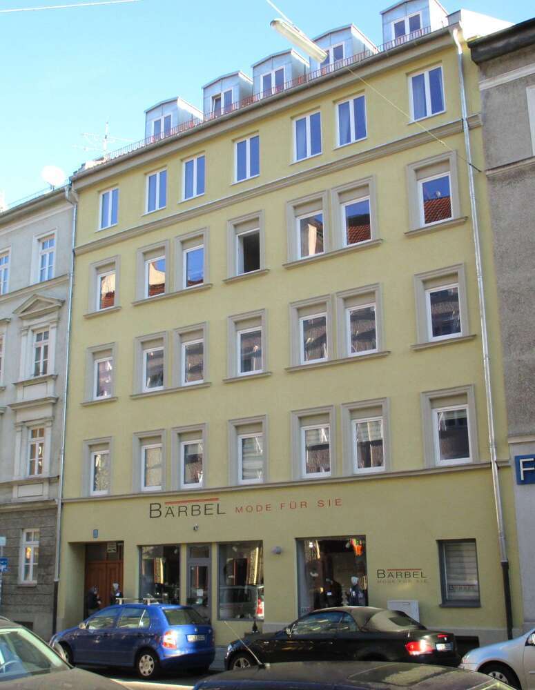 Büro in München 1.300 € 56.04 m²