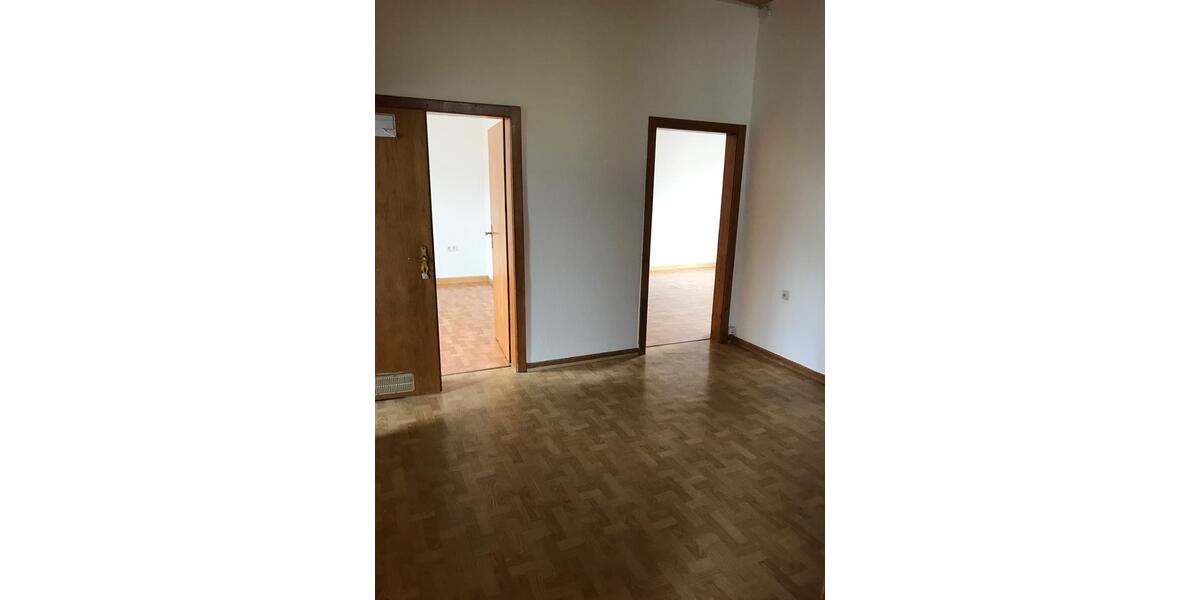 Etagenwohnung Gießen - 4 Zimmer, 92 m&sup2;, 920&euro; | Angebot:26177694